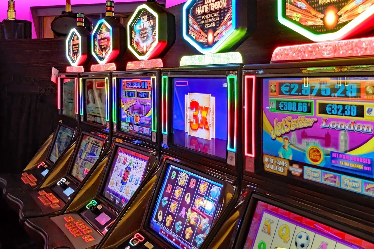 Clean Android casino navigation experience presented inside bad 2777